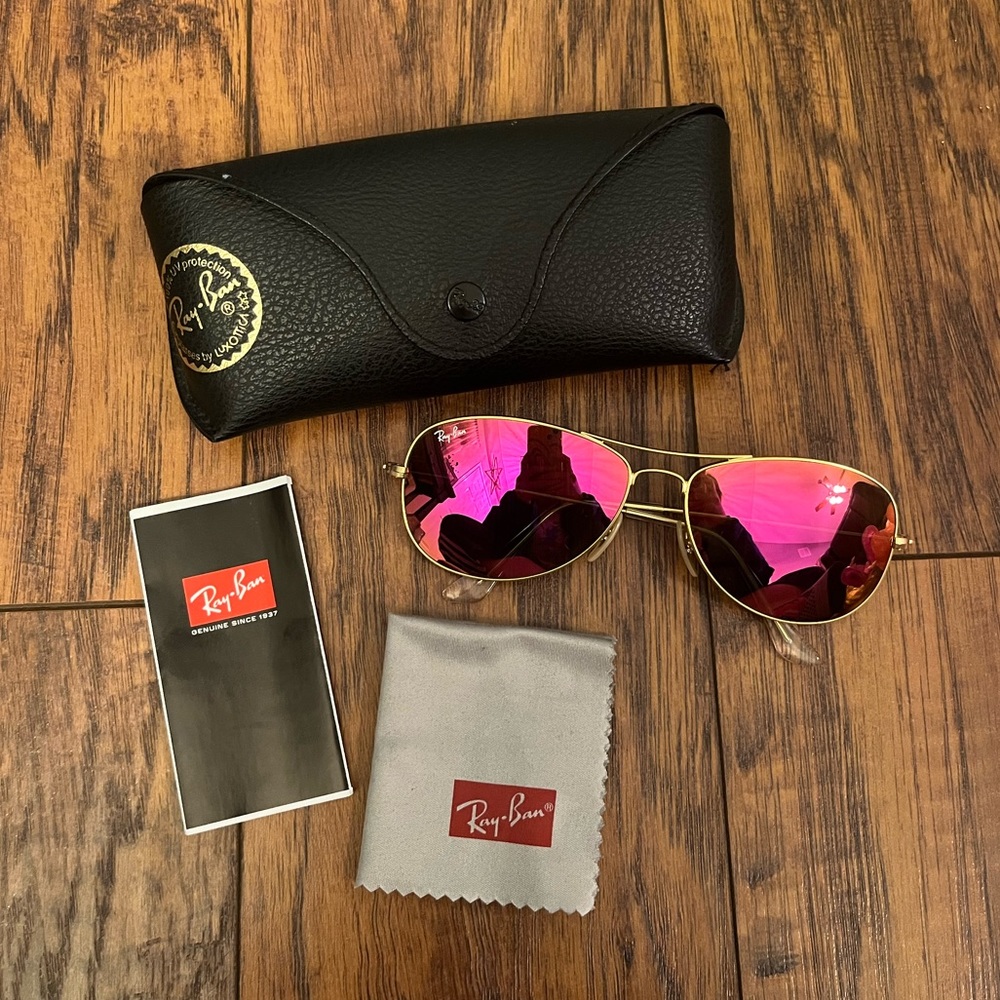 Ray-Ban Pink Aviator Sunglasses